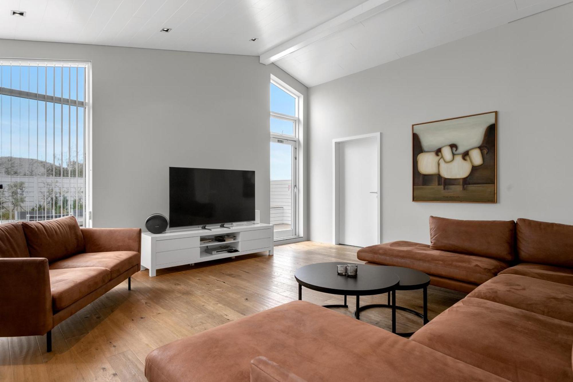 Luxury Villa With River View Laugaras 외부 사진