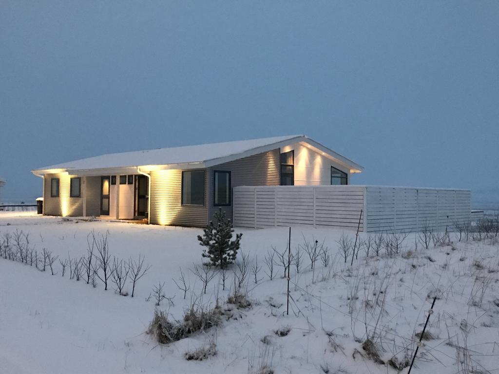 Luxury Villa With River View Laugaras 외부 사진